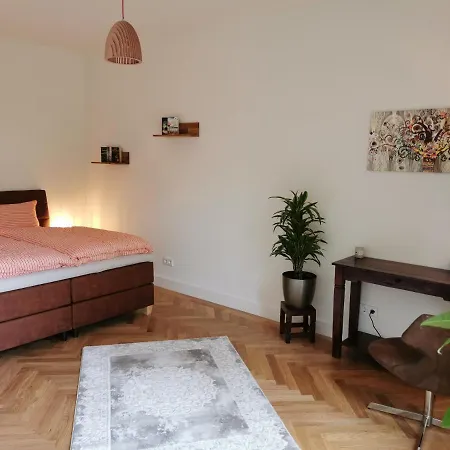 Exklusives Studioapartment - In Traumhafter Lage Direkt Am Halensee Berlin Zewnętrze zdjęcie